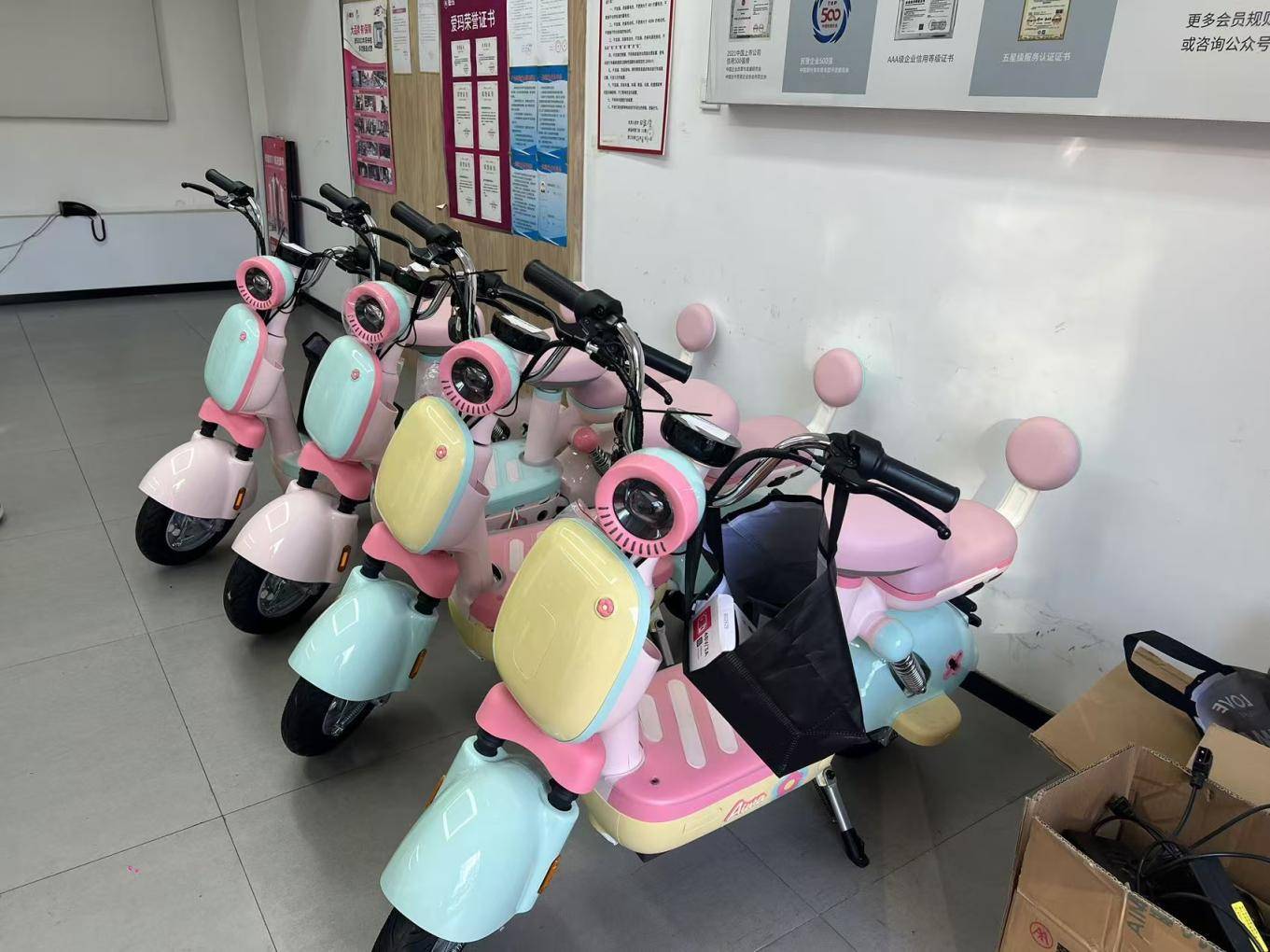 北京“小电驴”为何断货？商家：旧车返厂<strong></p>
<p>香港证券交易所</strong>，新车陆续到货