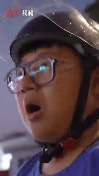 广州的“电鸡”有多疯狂<strong></p>
<p>证券分析师</strong>，带你体验这条“魔鬼大道”
