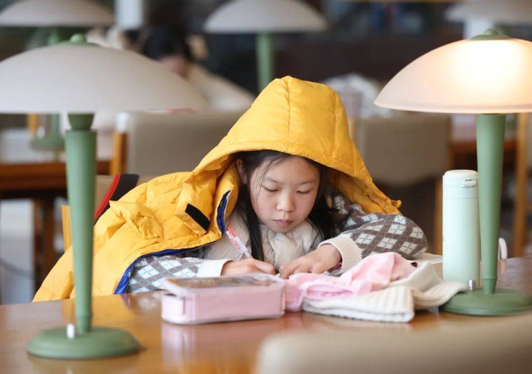 江苏一地实行”作业熔断机制“：到点就停<strong></p>
<p>中信建投证券官方网</strong>，无需补做！曾有先例，是否有效→