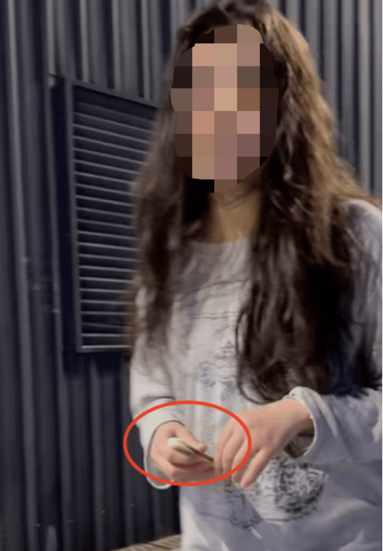 广州3名健身搭子制伏追小孩的持刀女子后遭网暴<strong></p>
<p>LTC交易APP下载</strong>，当事人发声：有人说我们和持刀者是一伙，我也很害怕，已经几天没睡好觉了