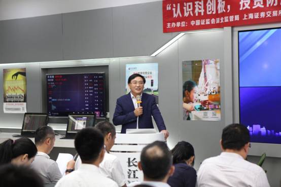 长江证券客服(长江证券客服电话人工服务电话是免费的吗)